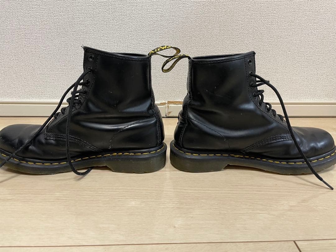 ドクターマーチン Dr.Martens ブラック 8ホール ブーツ