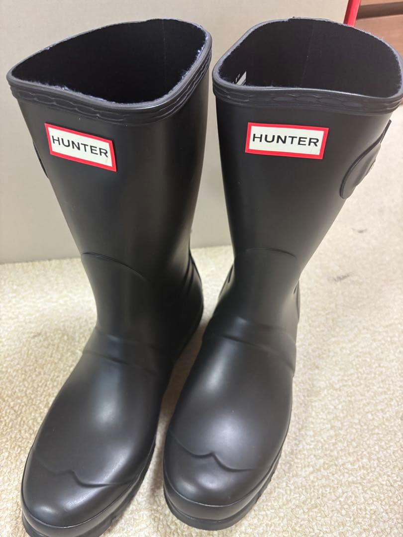 再✨お値下げ✨HUNTER ブラック レインブーツ　ミドル丈