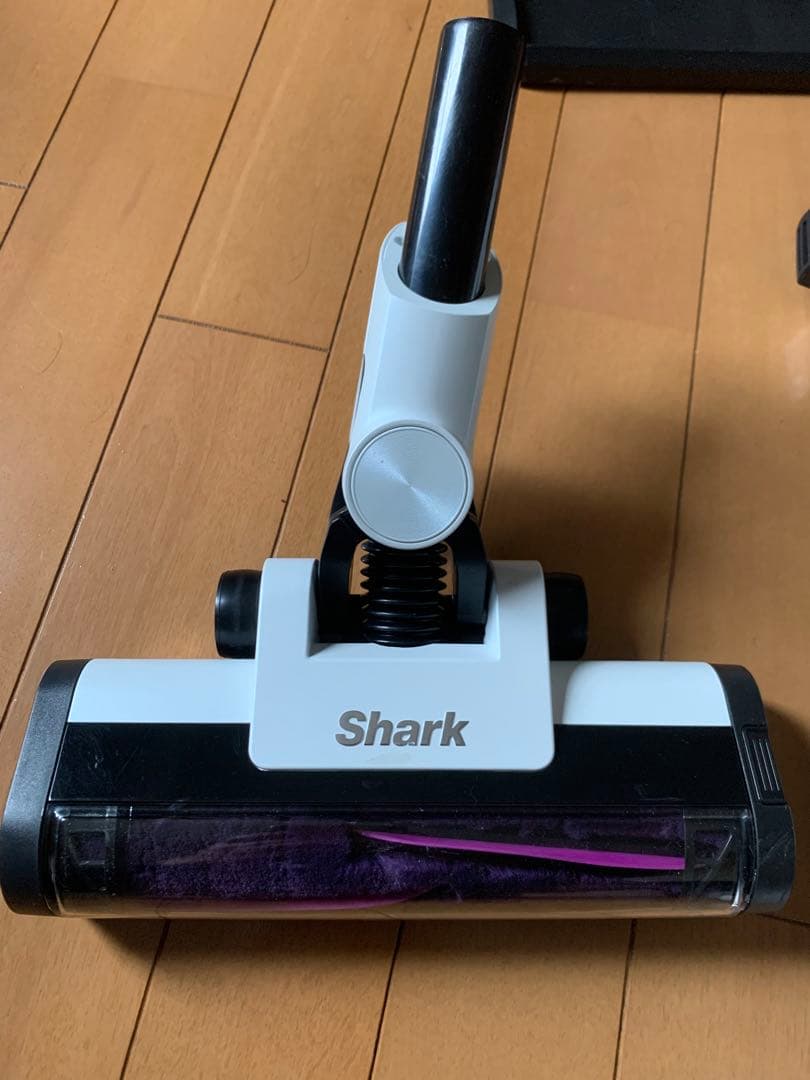 Shark スティッククリーナー LC400JWH