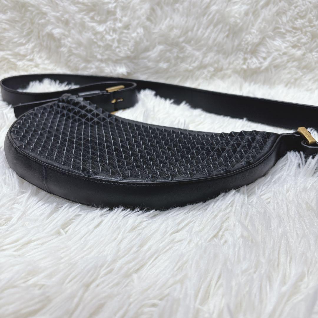 バッグ ALLSAINTS HALF MOON LEATHERCROSSBODY BAG