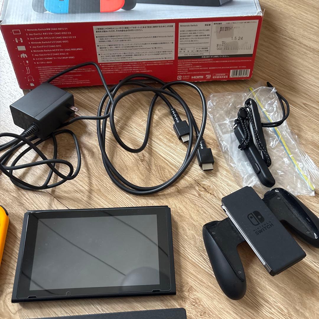 と*も様 【本体動作確認済み】Nintendo Switch 本体