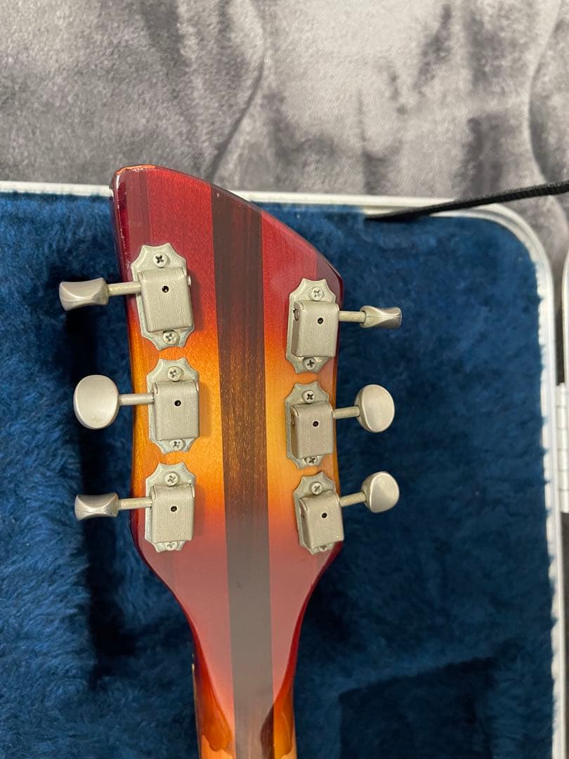 い*は様 Rickenbacker 360V64 amber fireglo