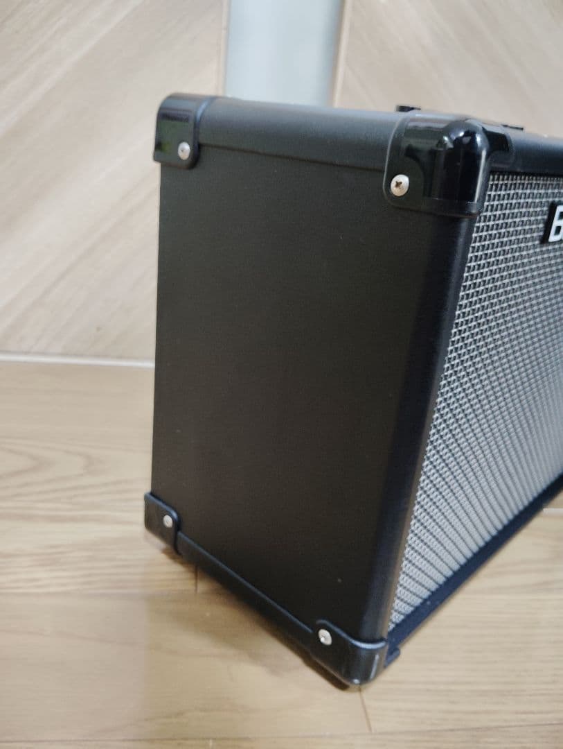 極美品・音出し良好 Blackstar ID:CORE V3 STEREO 20