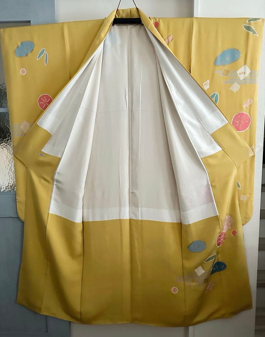 【パールトーン加工済】山吹色 振袖 松竹梅・流水・花丸文様