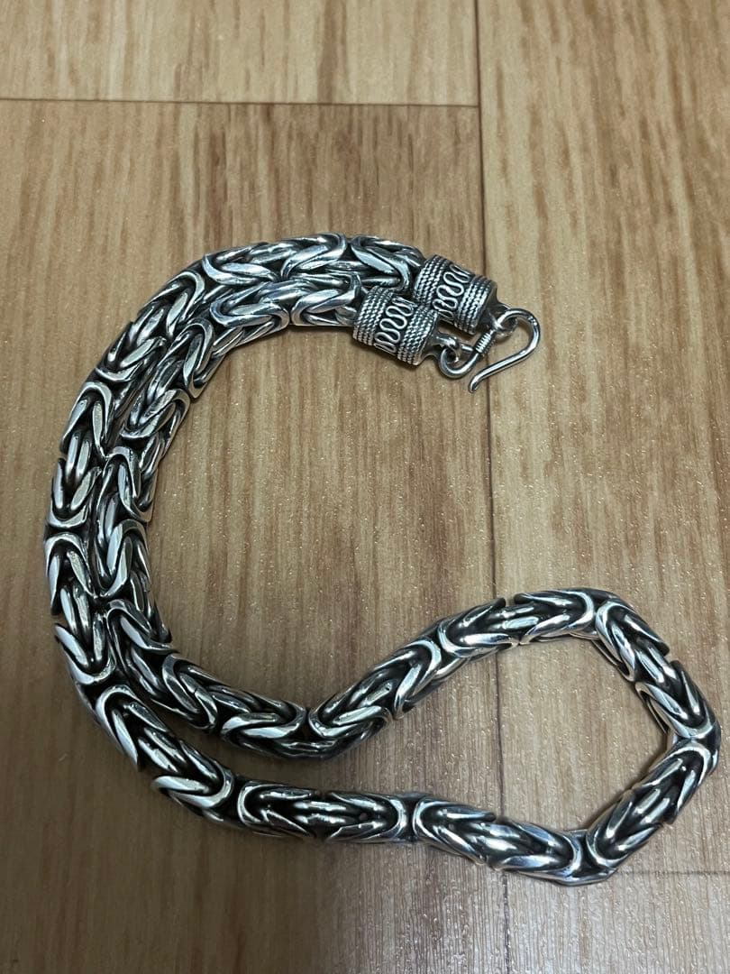 シルバーアクセサリーネックレス