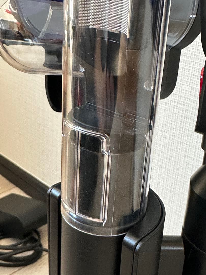 中古美品DysonダイソンスティッククリーナーPencilvac(SV50FC)