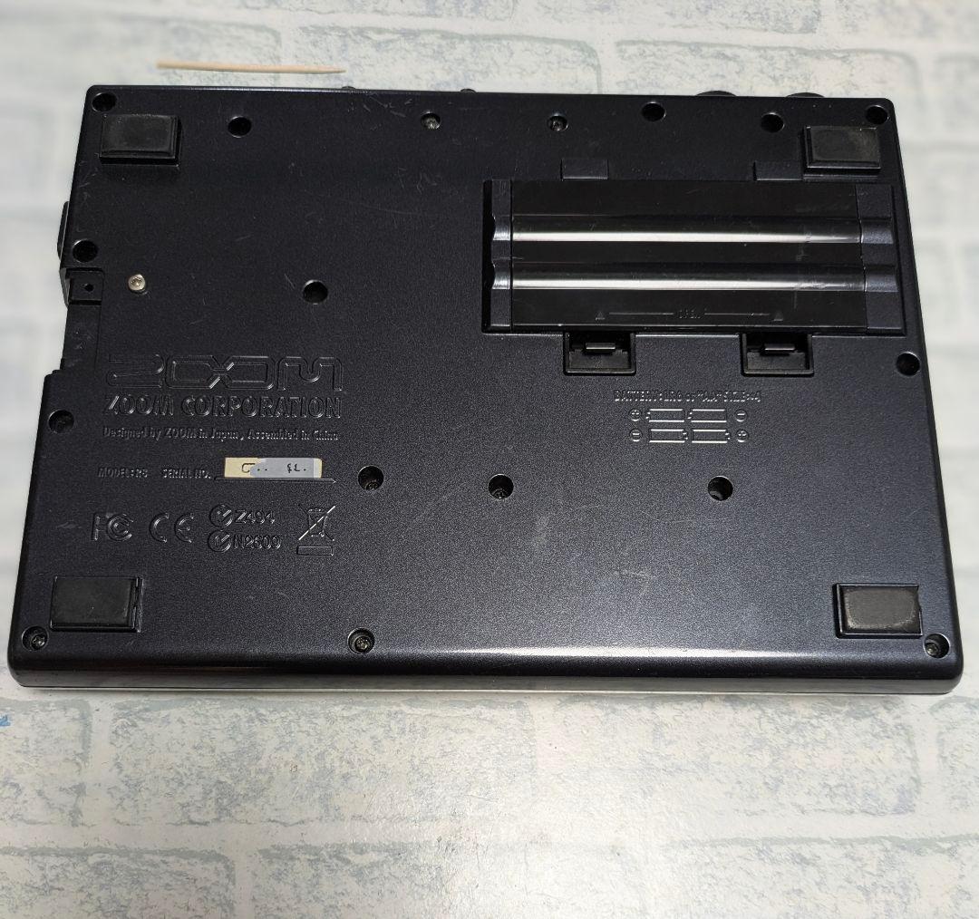 ZOOM R8 マルチトラックレコーダー　訳あり品