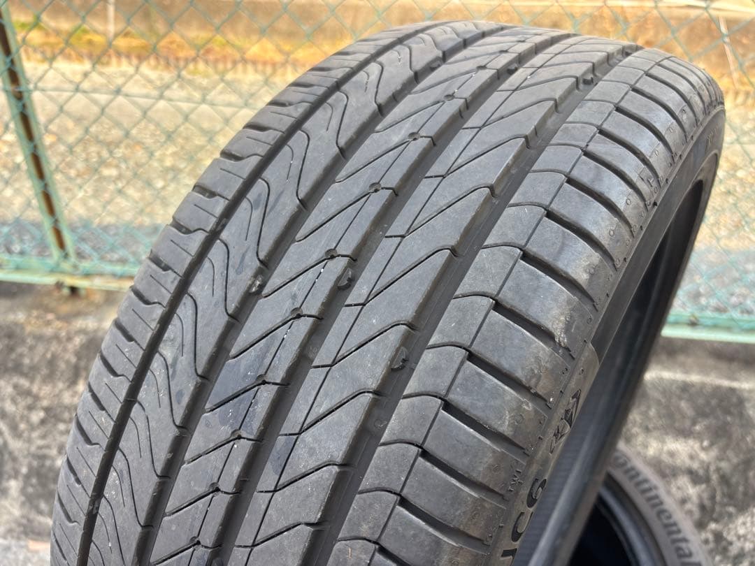 【ゆん】コンチネンタル　UC6 225/45R18 95W 4本セット