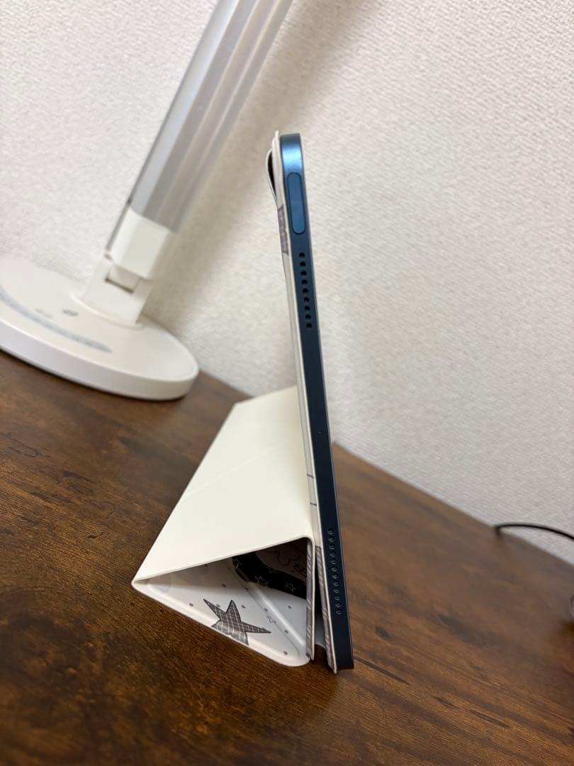 【値下げ】美品　iPad Air 第5世代 Wi-Fi 64GB