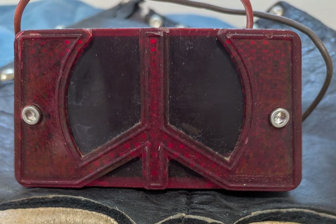 パーツ Vintage TailLight Harley Chopper Bobber