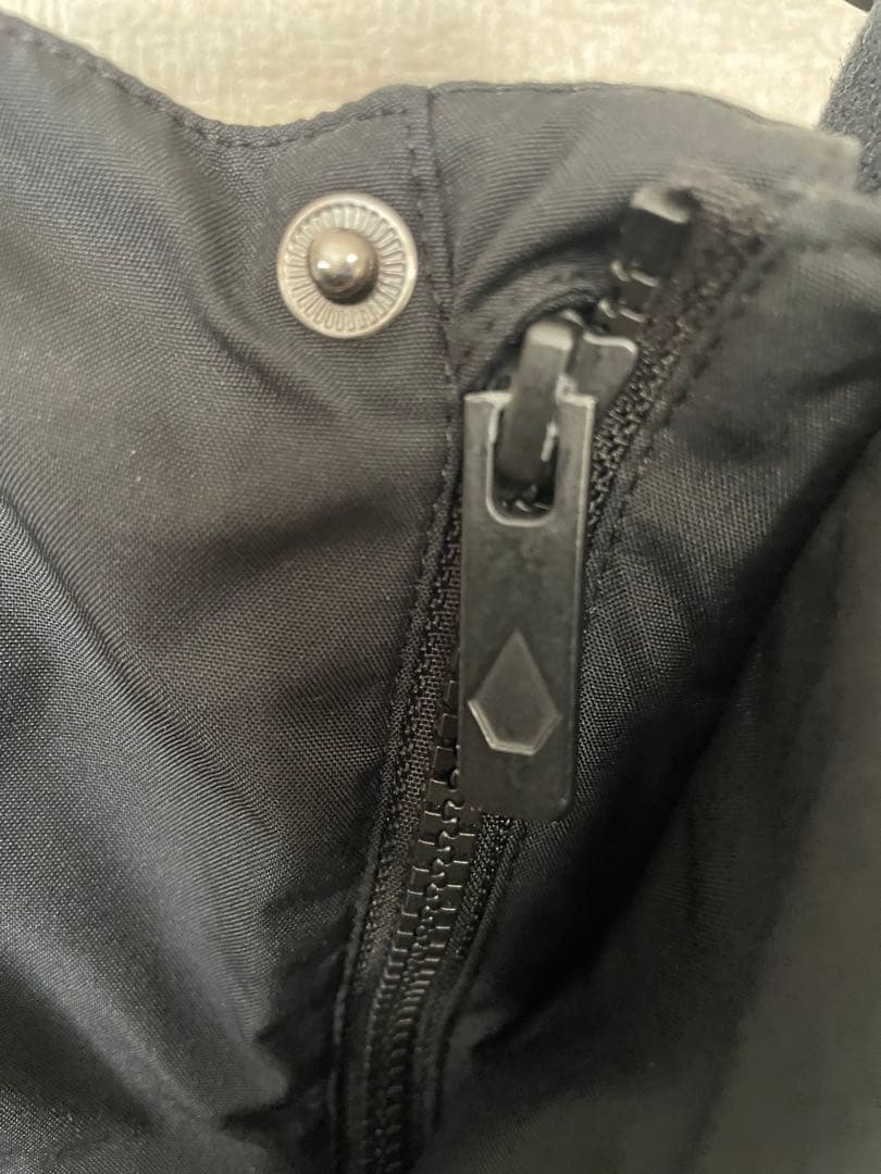 VOLCOM GORE-TEX フード付きジャケット ブラック　Ｌサイズ