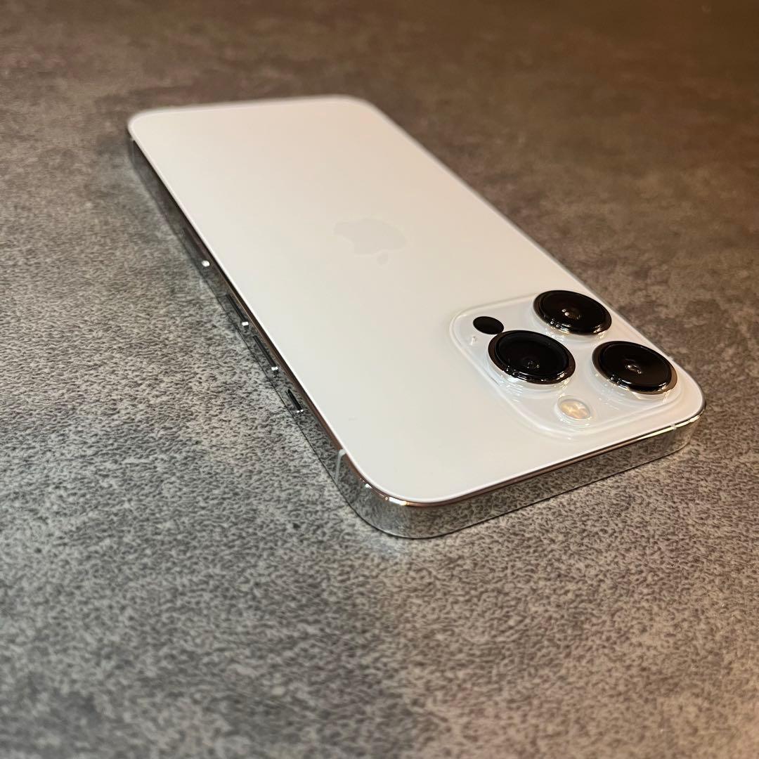 【極美品】バッテリー純正100% iPhone13 pro 256GB シルバー