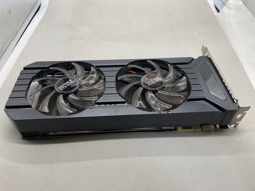 GEFORCE GTX1070Ti グラフィックボード　ジャンク