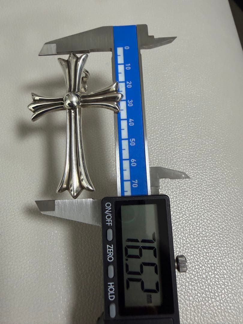 R*o様 クロムハーツ　ラージクロス　CH with ベイル