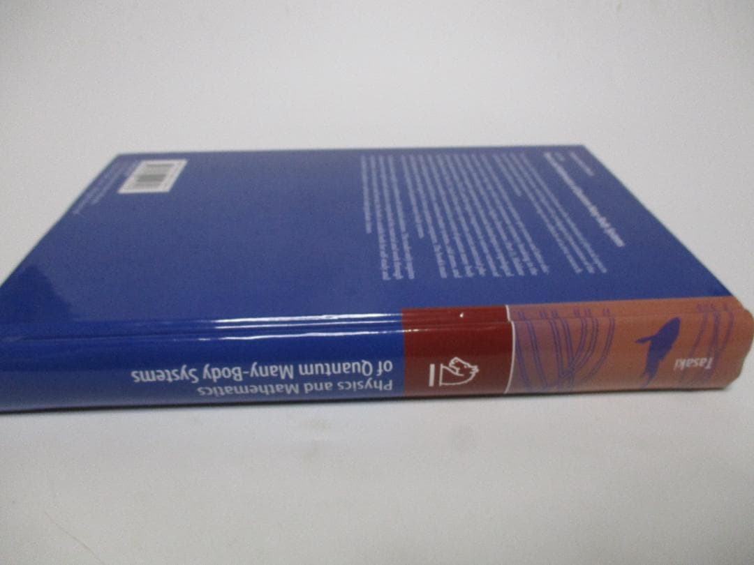洋書 Physics and Mathematics of Quantum