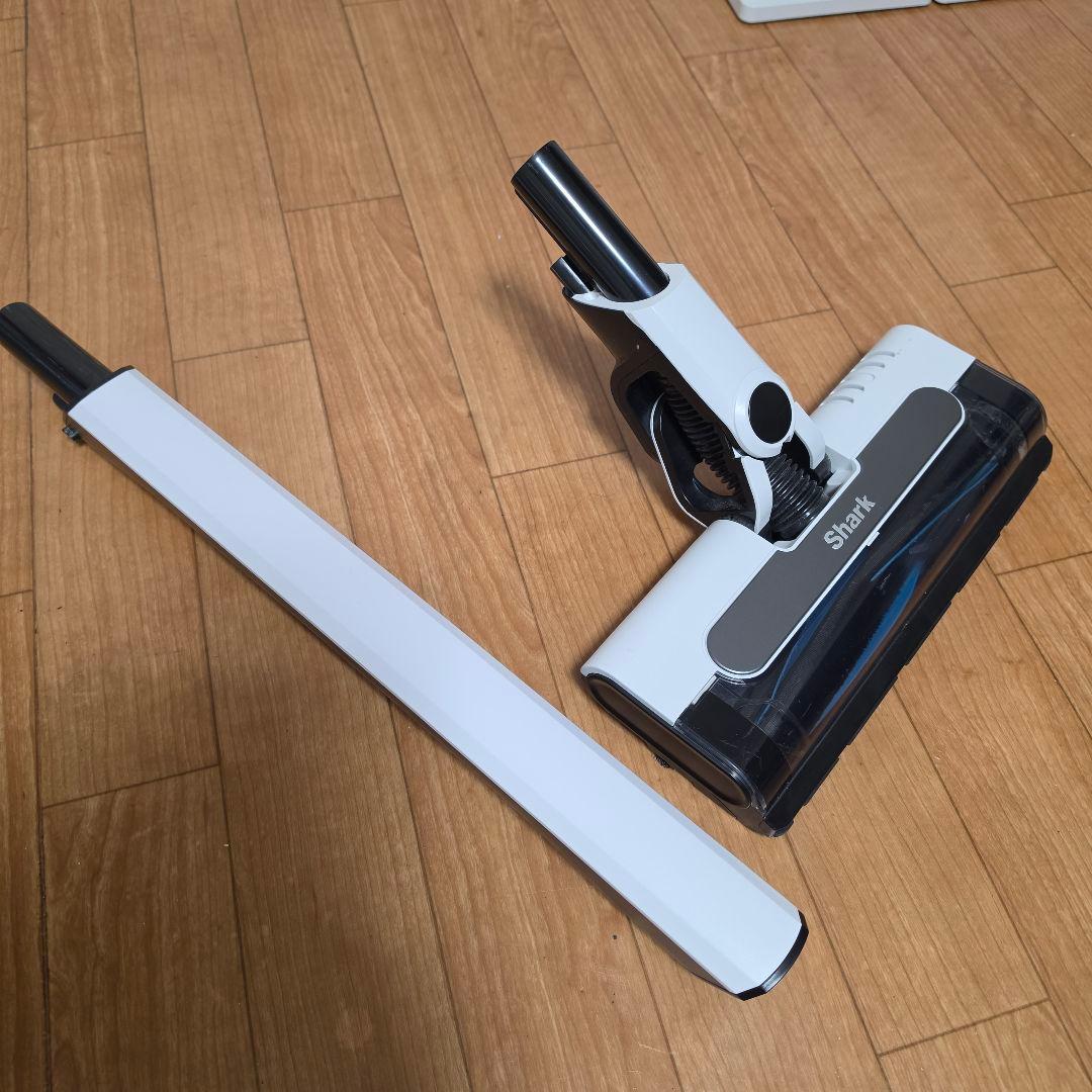Shark コードレススティッククリーナー CS150JAE