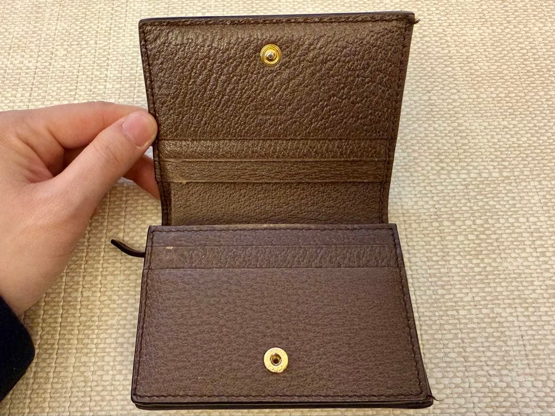 Gucci GGモノグラム 二つ折り財布
