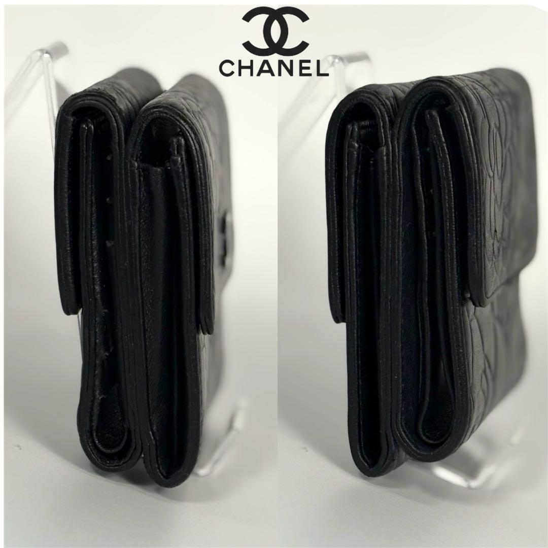 A128 CHANEL 【かなり美品】カメリア コンパクト 三つ折り財布 黒