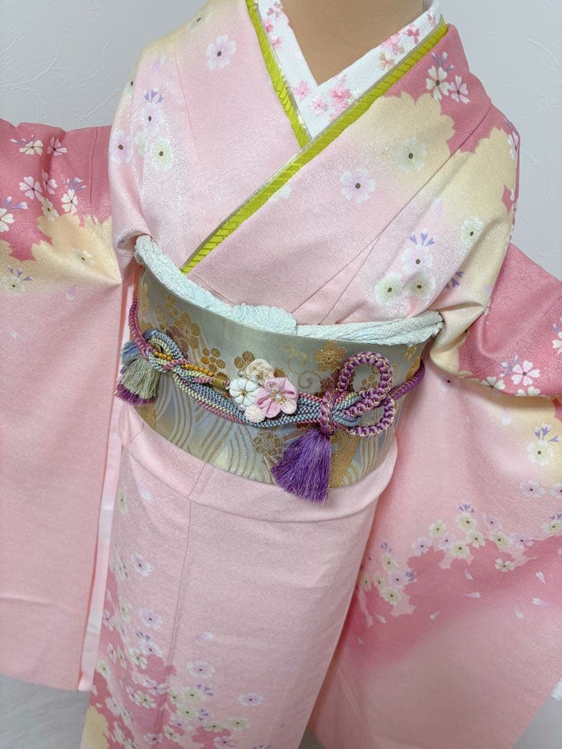 豪華振袖フルセット　長襦袢付き　桜　花柄　 ピンク　成人式に
