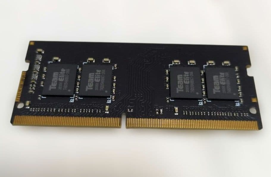 七*海様 TEAMGROUP　DDR4 2666 16GB　1枚のみ