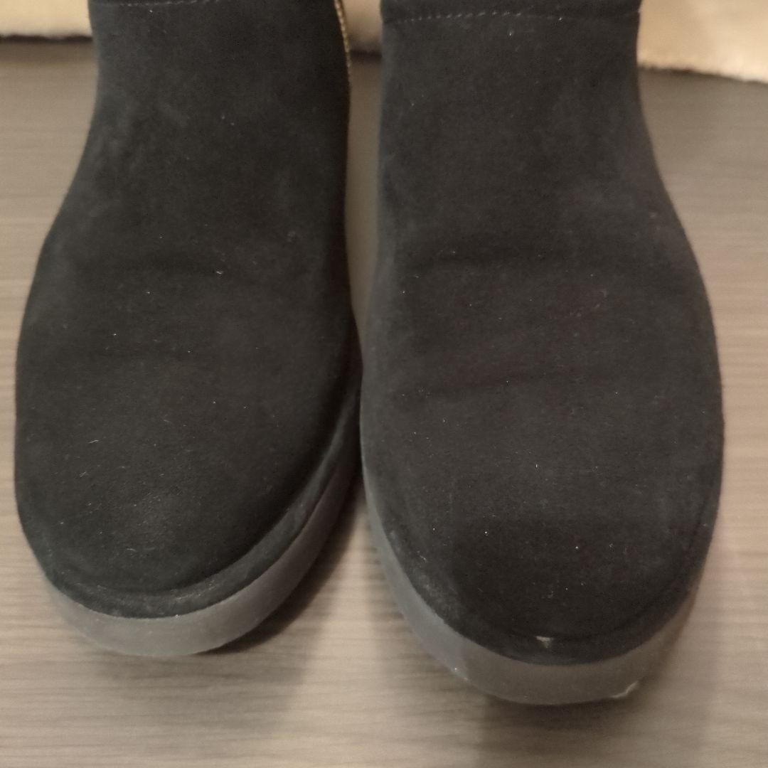 UGG ブラックムートンブーツ ファスナー付き