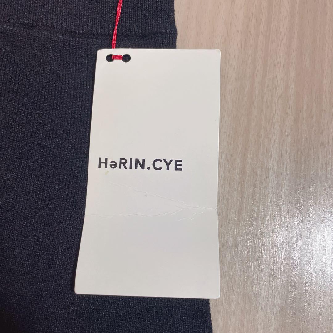 【新品タグ付き】herin.cye Docking flared skirt 黒