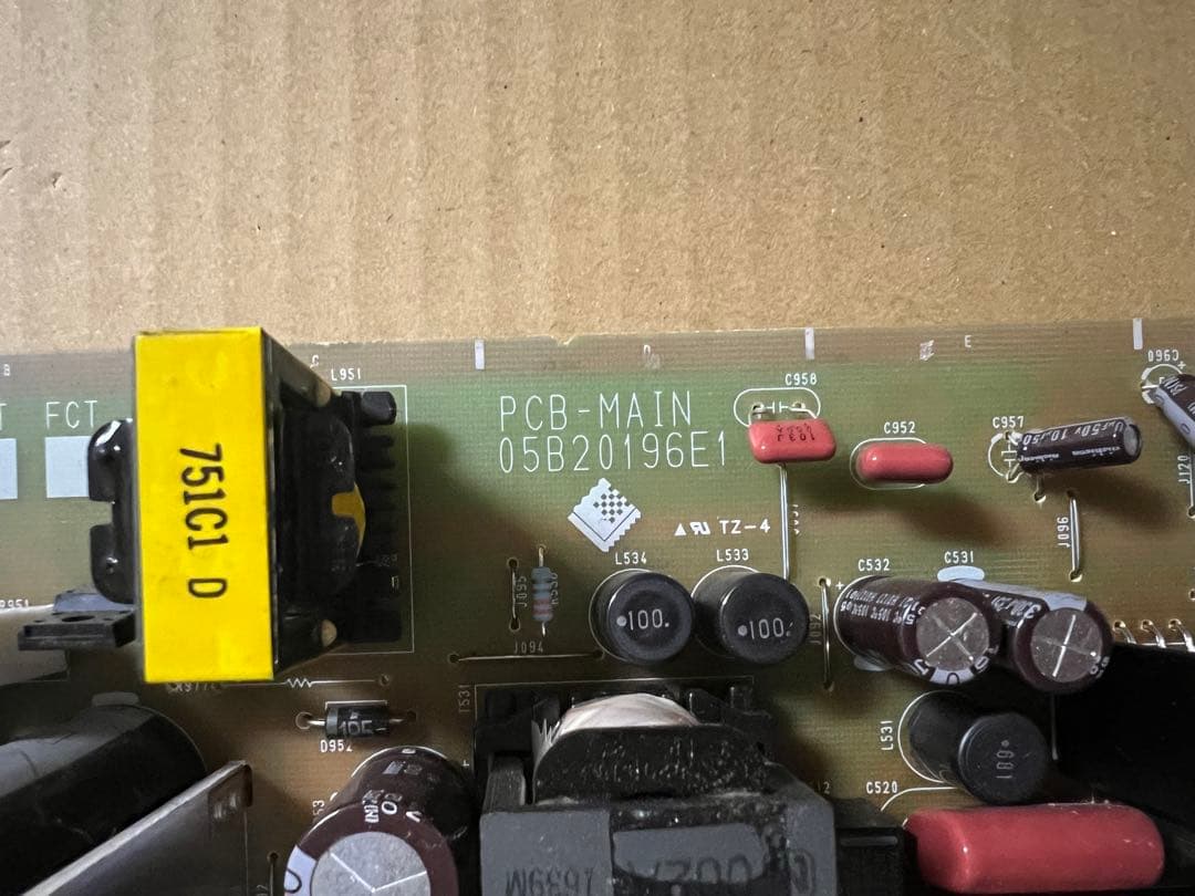 東芝　CRT基板　型番PD0214 ジャンク