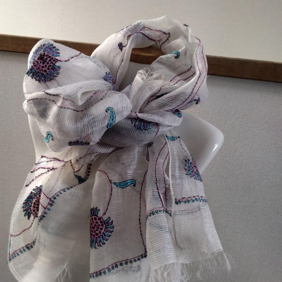 新品未使用品　TARA BLANCA ターラブランカ 高級手刺繍ストール