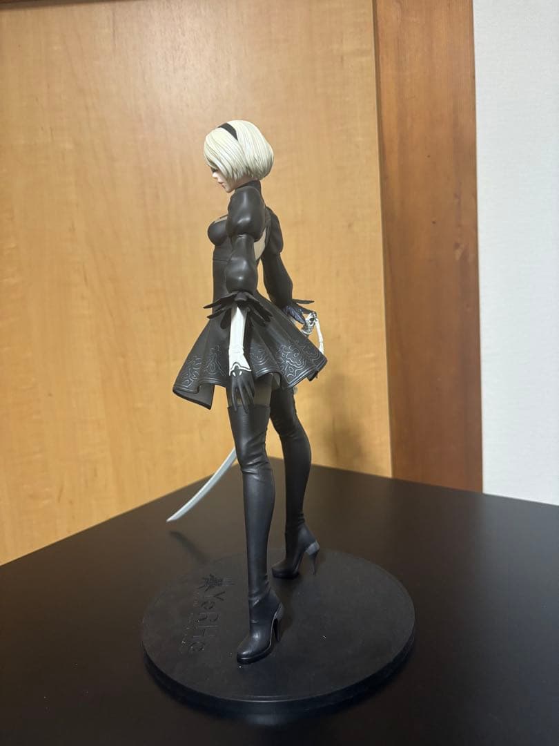 べーNieR:Automata 2B(ヨルハ二号B型) DX版 フィギュア