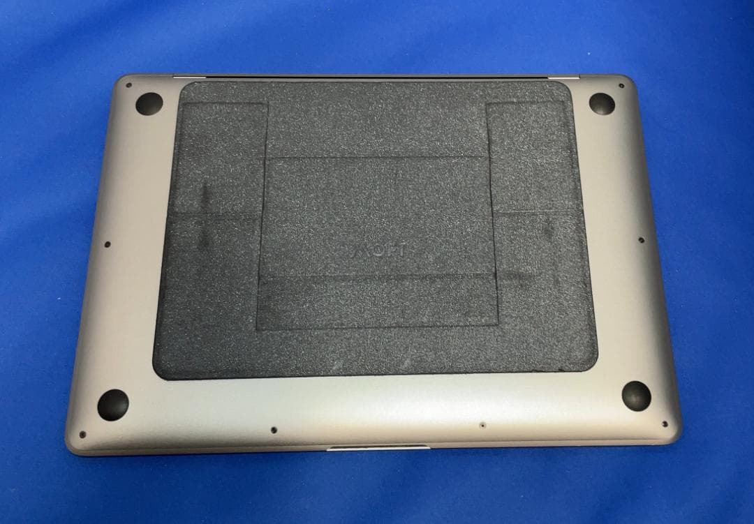 MacBook本体 MacBook Air 13\" 2020 core i5 16GB 256GB