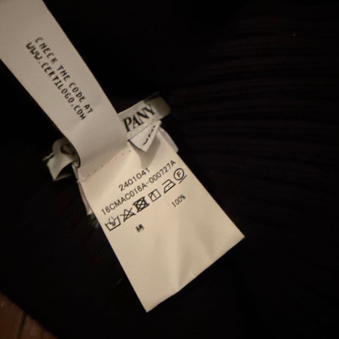 C.P. COMPANY サングラス付きニット帽　cpcompany