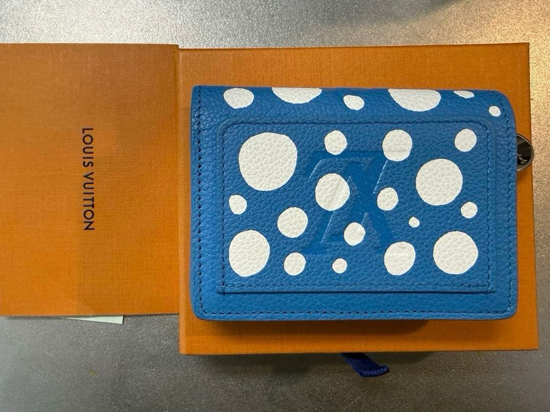 【美品】 値下！LOUIS VUITTON ルイヴィトン 二つ折り財布 草間彌生