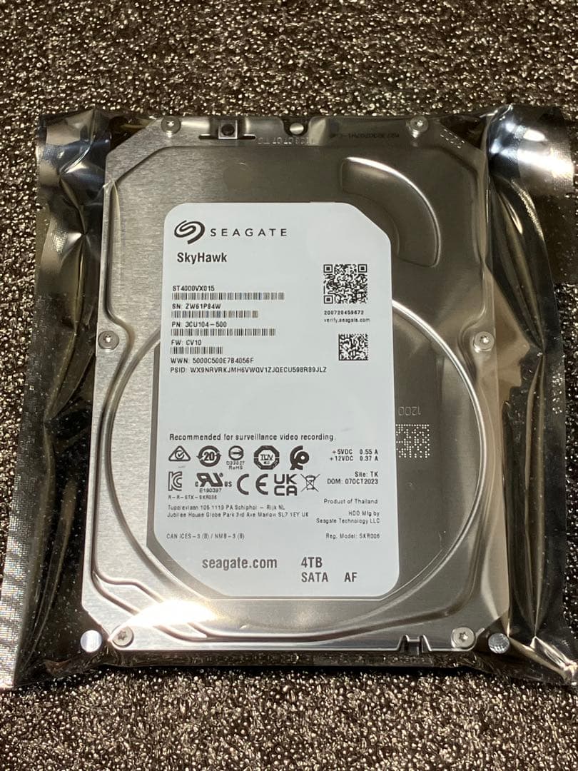 Seagate SKYHAWK 4TB 監視カメラ向け HDD