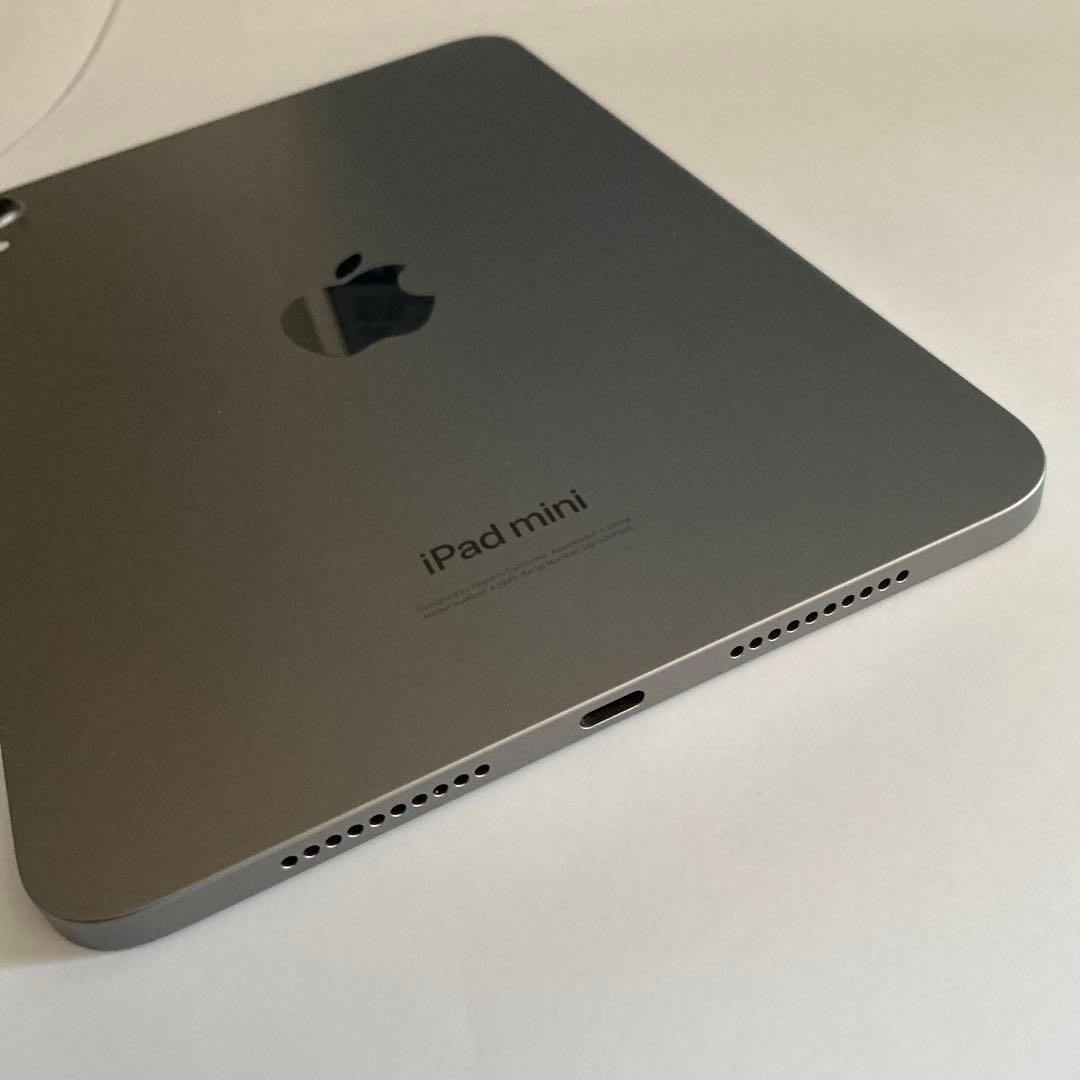 なが様Apple iPad mini（A17Pro） 本体・Folioセット