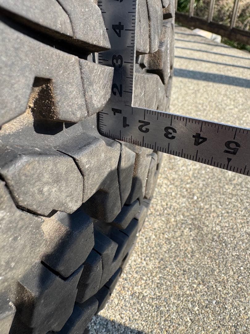 タイヤ・ホイール BFGOODRICH ALL-TERRAIN T/A 265/75R16