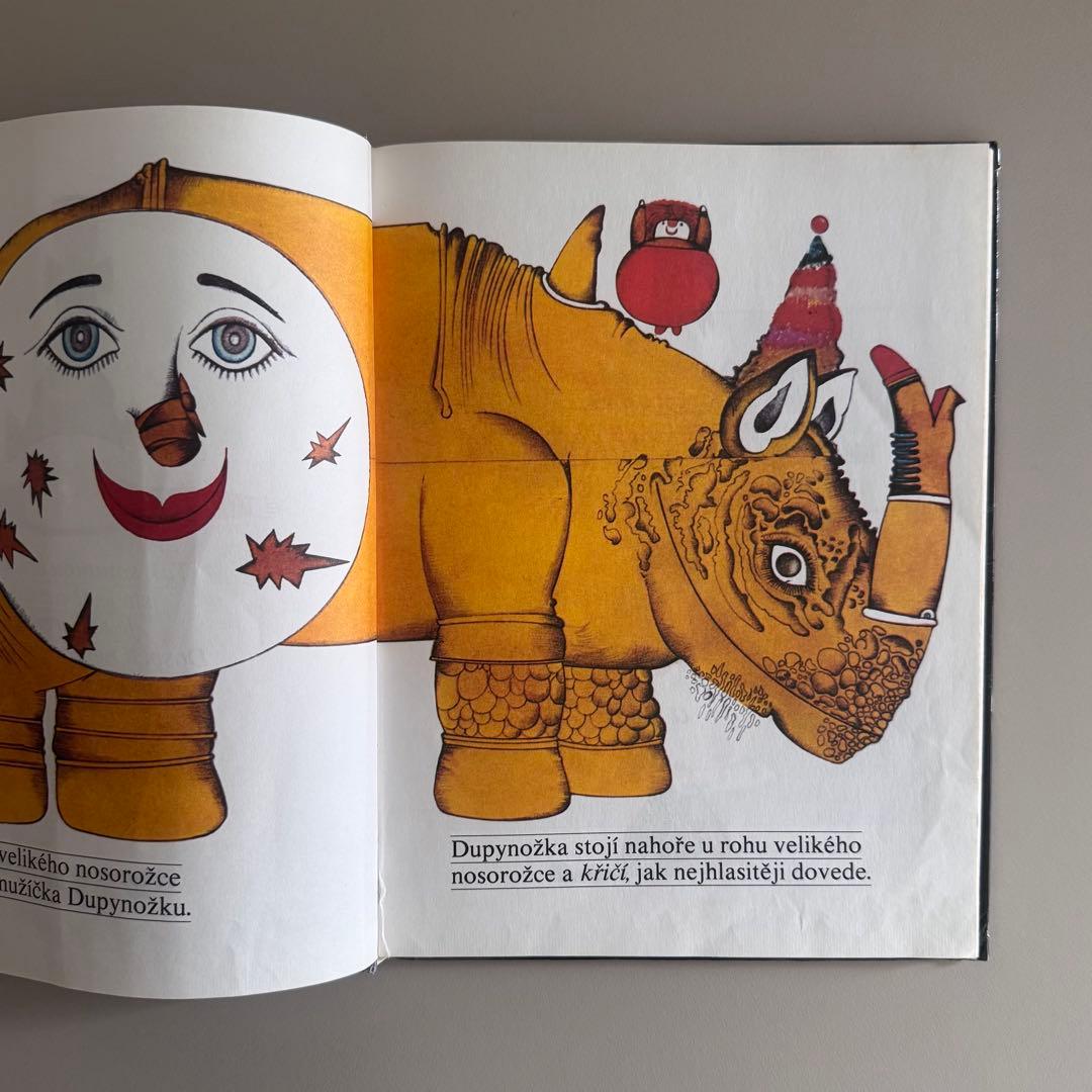 クヴィエタ・パツォウスカー Svet pohadek Bratri Grimmu
