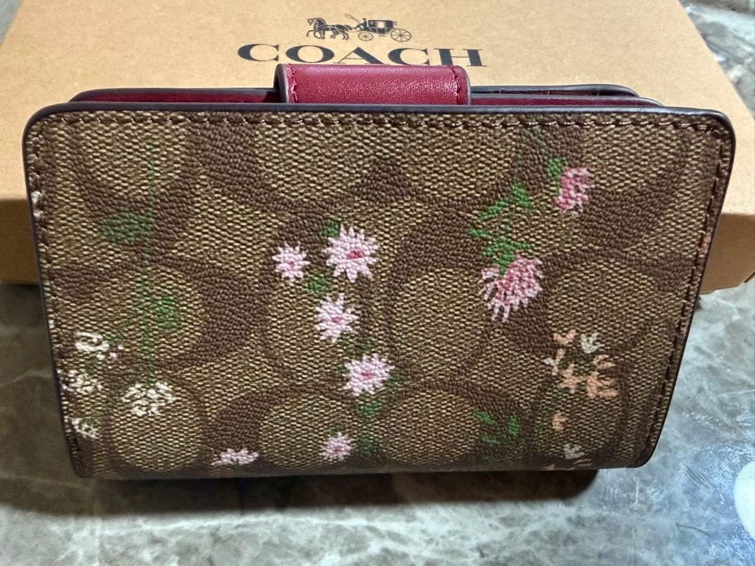 COACH 花柄 二つ折り財布
