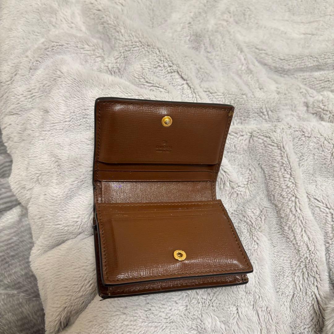 GUCCI ハート型 二つ折り財布