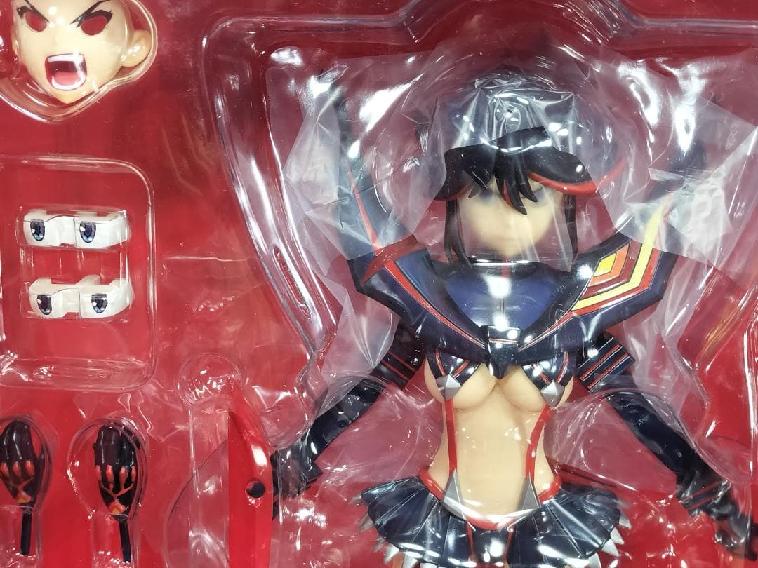 【未開封 美品】纏流子 神衣鮮血ver　初回生産限定「片太刀鋏 武滾流猛怒」付属