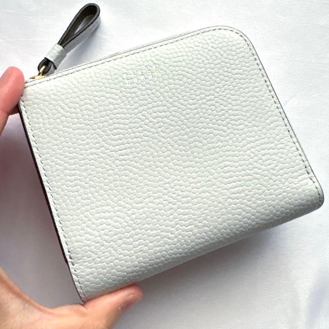 【新品同様】PELLE BORSA ペレボルサ フィーネ 二つ折り財布 グレー