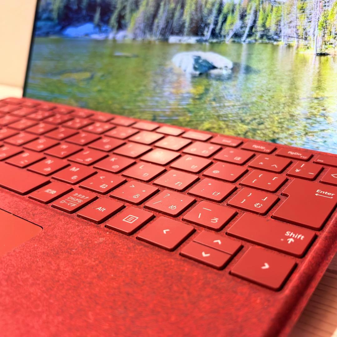 【極美品】Microsoft Surface Pro 8 256GB 付属品多数