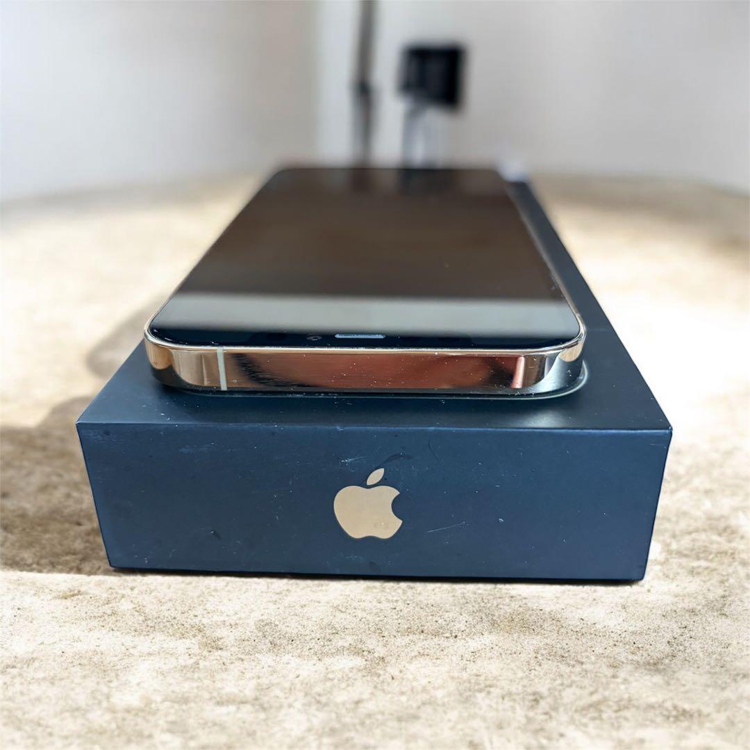 Apple iPhone 12 Pro ゴールド 256GB 美品