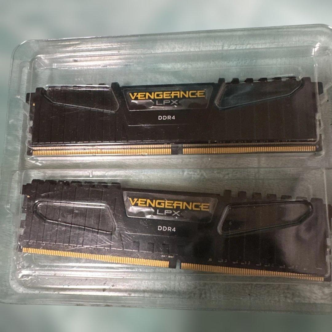 Vengeance LPX 16GB（8×2) DDR4 3000MHz メモリ