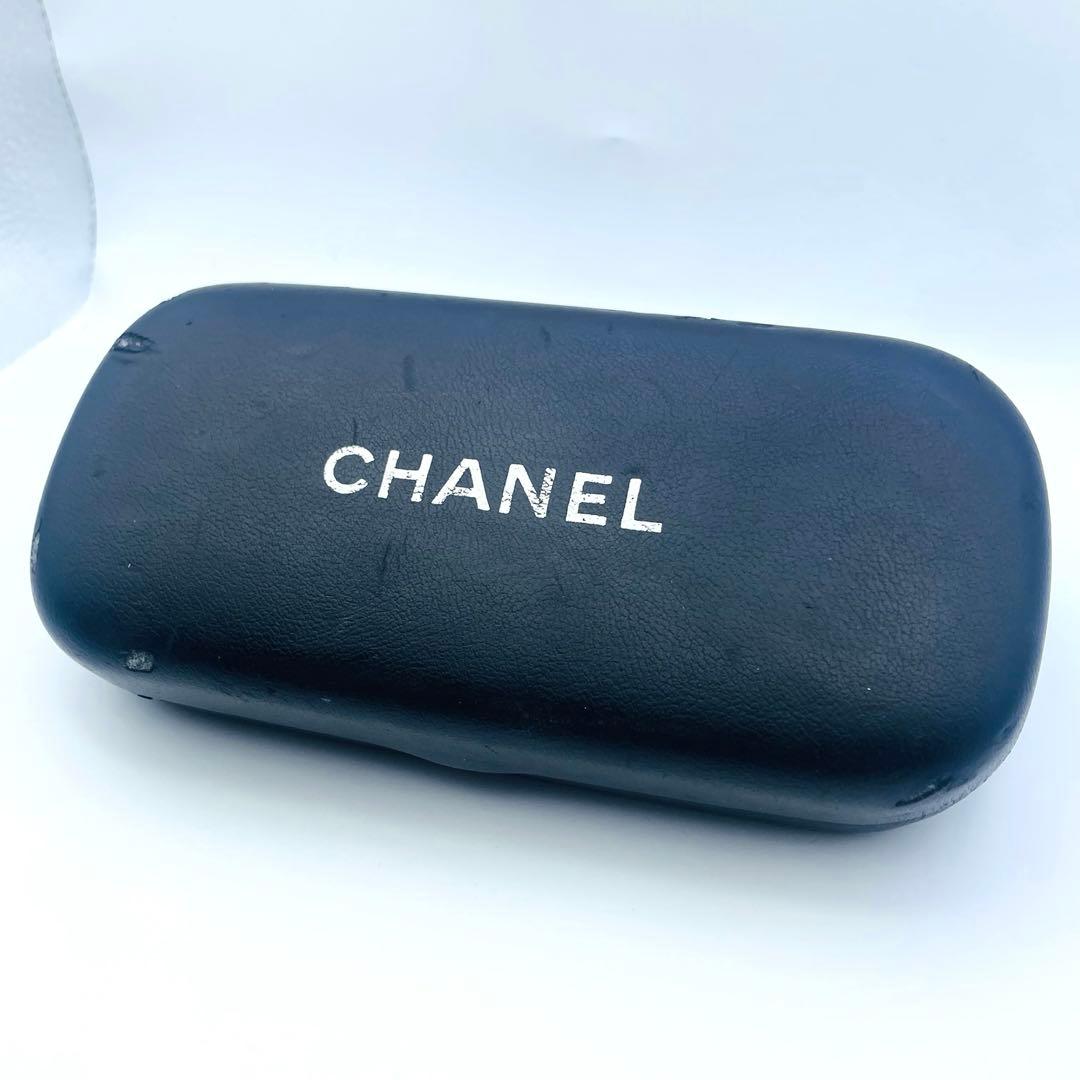 【CHANEL】サングラス ココマーク ラインストーン付きのレア!【ケース付き】