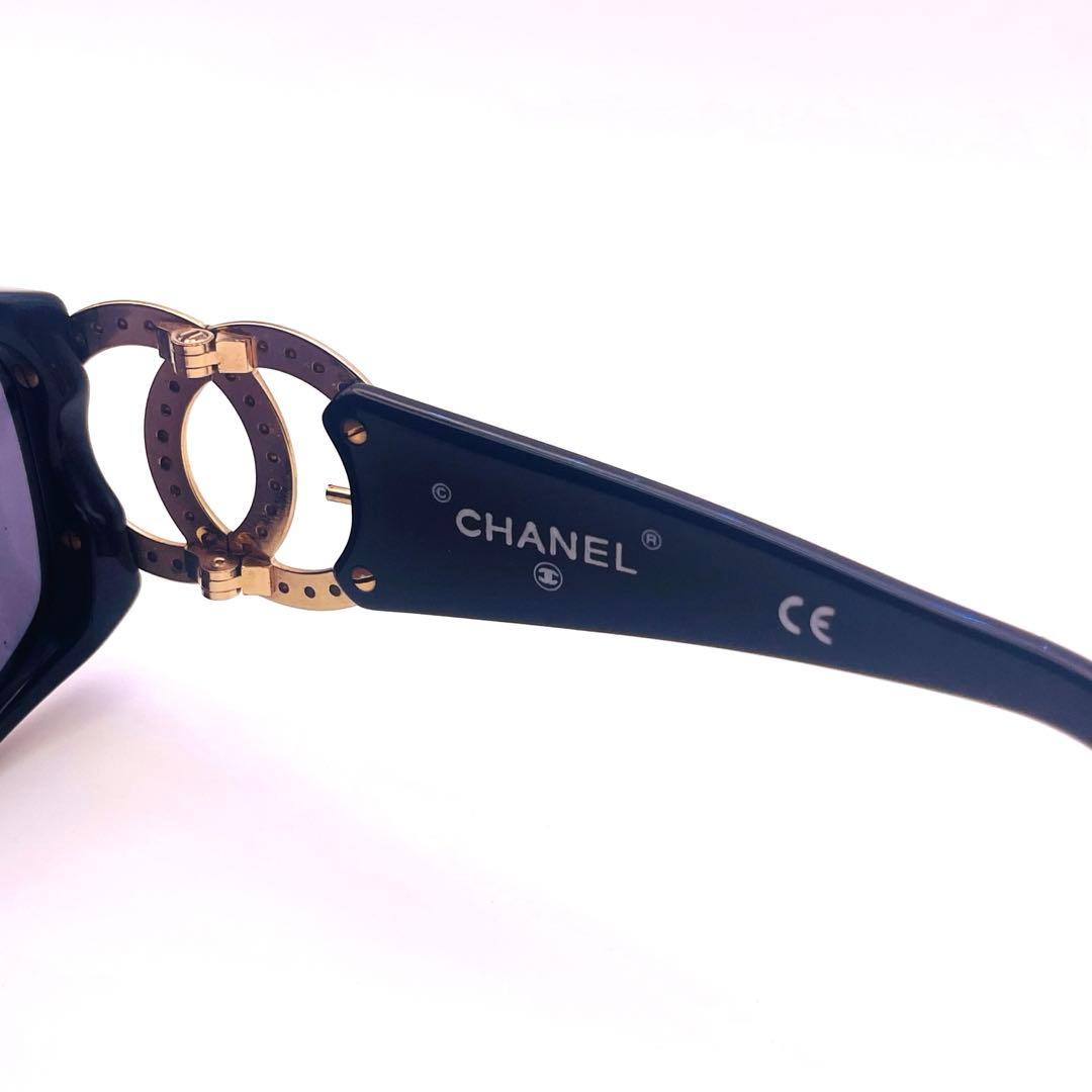 【CHANEL】サングラス ココマーク ラインストーン付きのレア!【ケース付き】