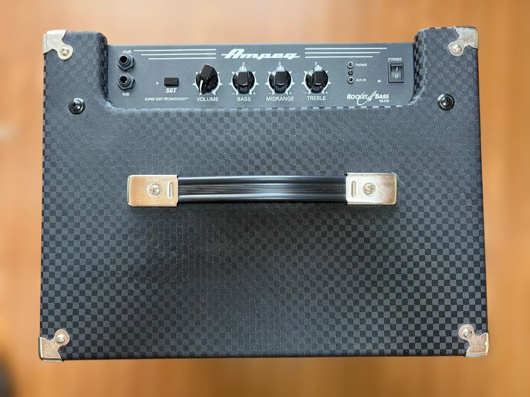 Ampeg Rocket Bass RB-108 ベースアンプ 動作良好