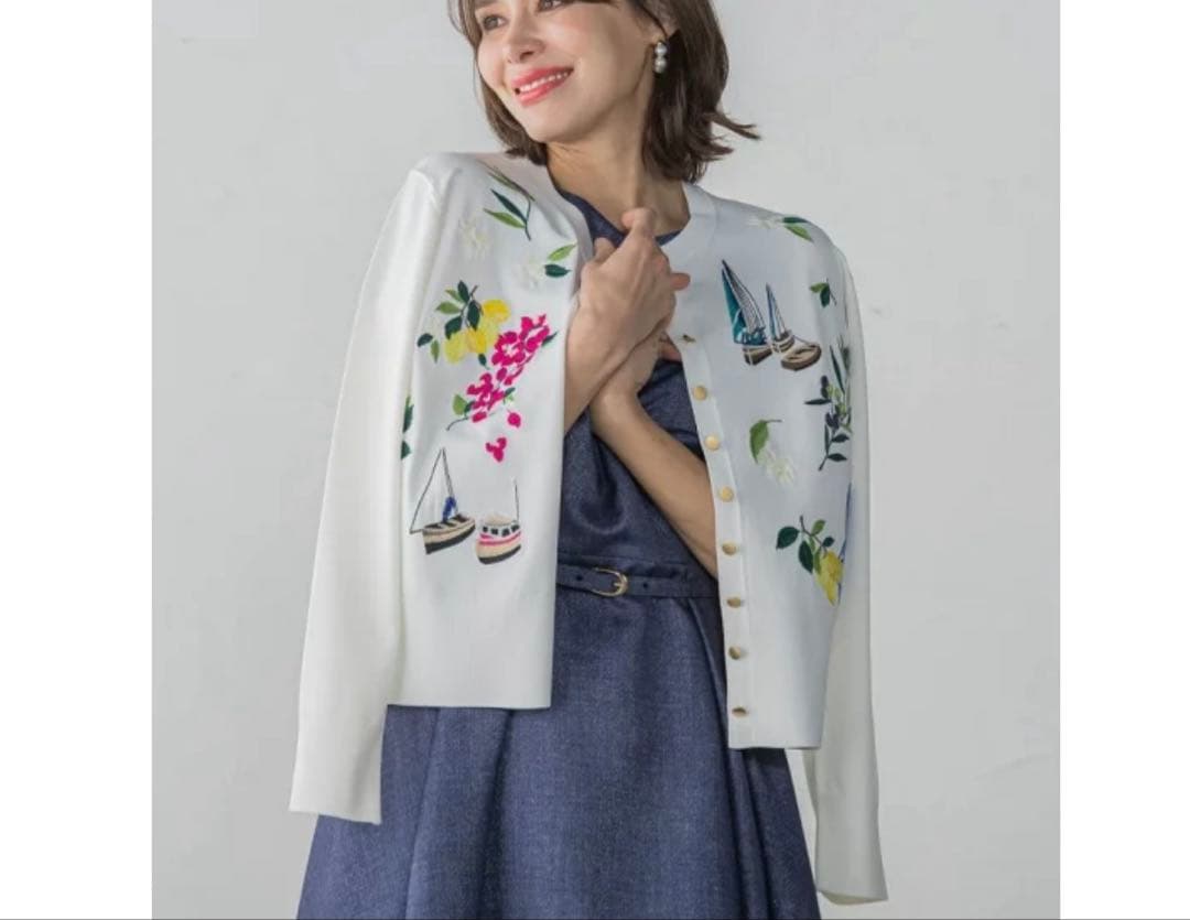 Viaggio Blu カプリ刺繍ニットカーディガン 金ボタン 佳子様 25SS