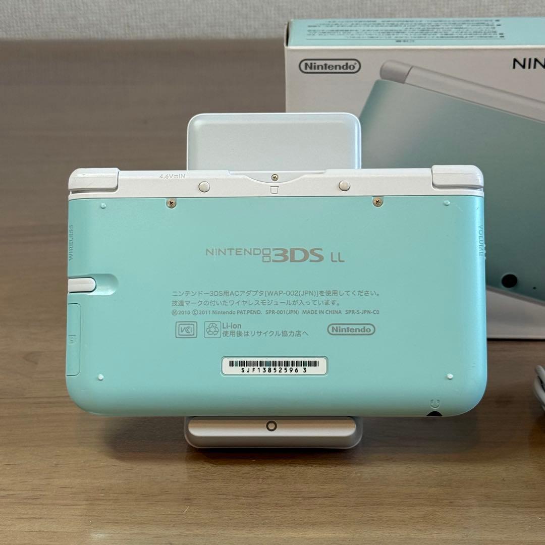 6-117 ニンテンドー3DS LL ミント×ホワイト 箱付き