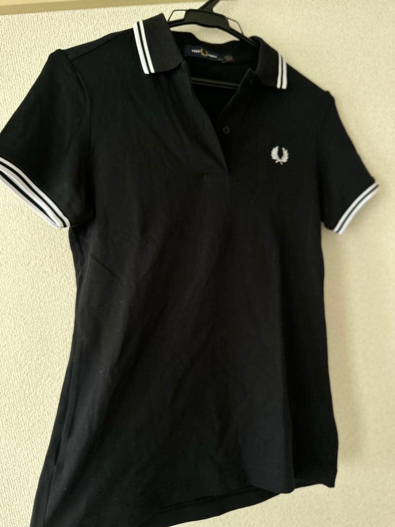 Lunonさんの割引価格 Fred Perry ブラック