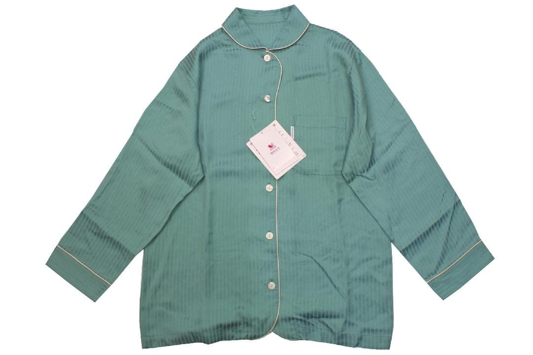 【新品】ワコール/睡眠科学　シルクのような肌ざわり定番シャツパジャマ(M)